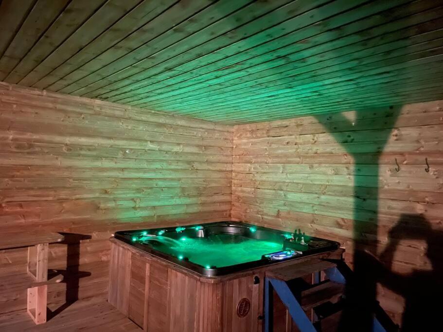 John The Mills Cottage Spahot Tub Private Beach Donegal Town Esterno foto